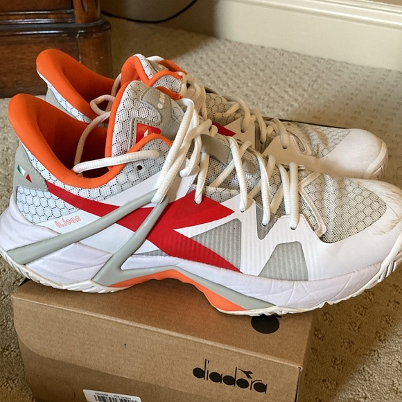 Diadora tennis court shoes - Picture 4 of 8